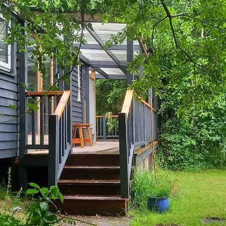 בית נופש Sheperd's Hut Sleeps 2 With Hot Tub And Garden